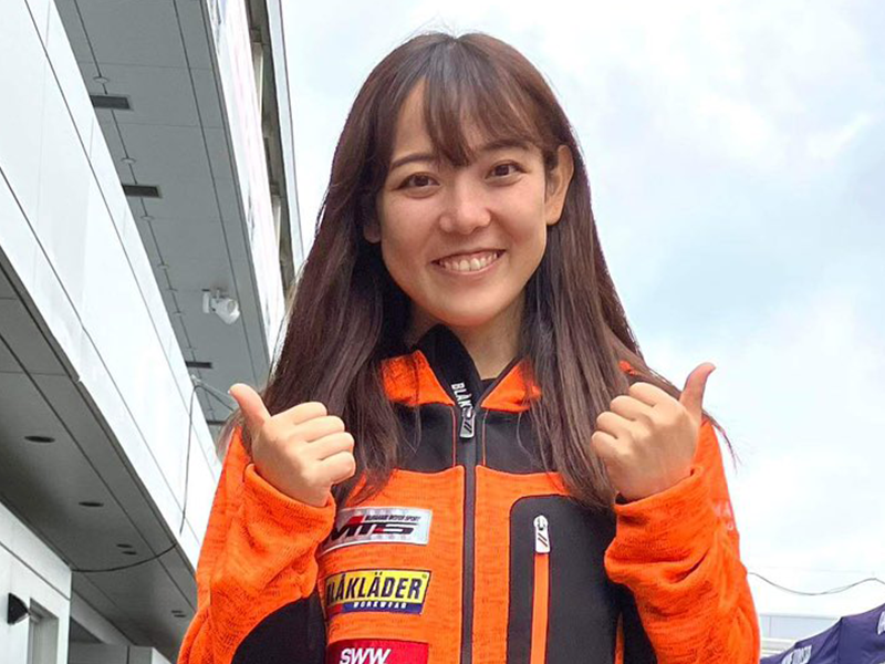 岩岡 万梨恵